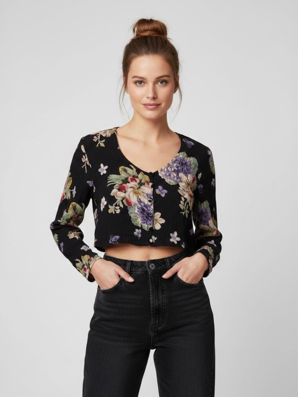 Nostalgia | Y2K 2000’s vintage floral rayon cropped button front blouse medium